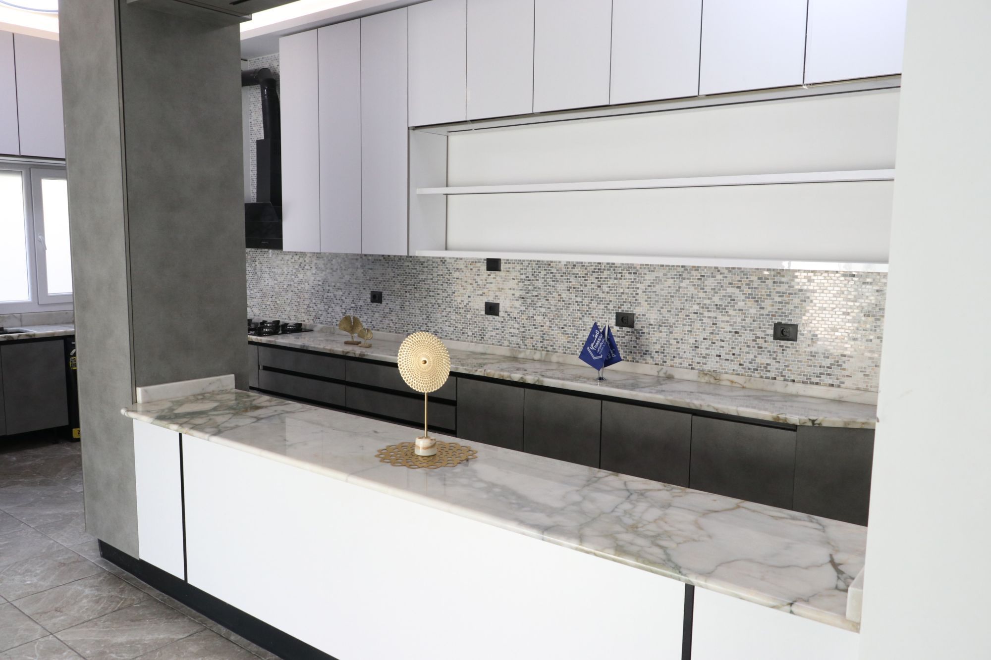 Execution of a Calacatta Marble Kitchen